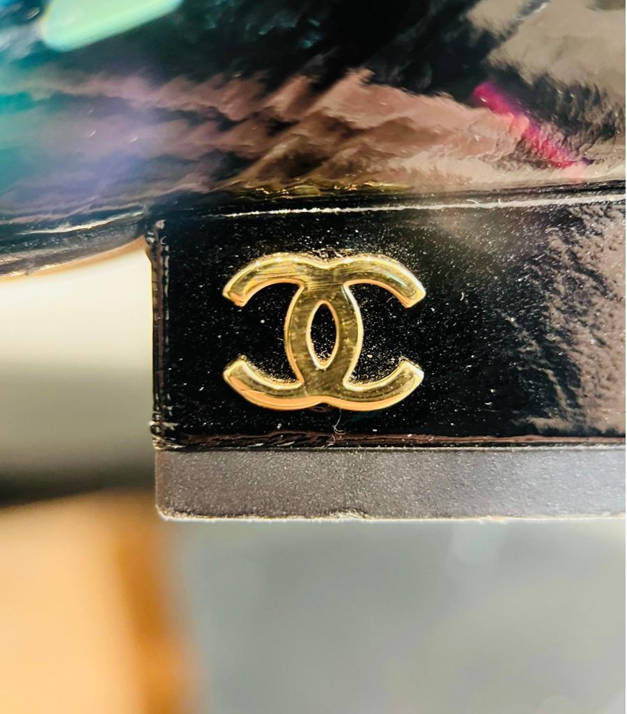 Chanel 'CC' Logo Patent Leather Flats 3