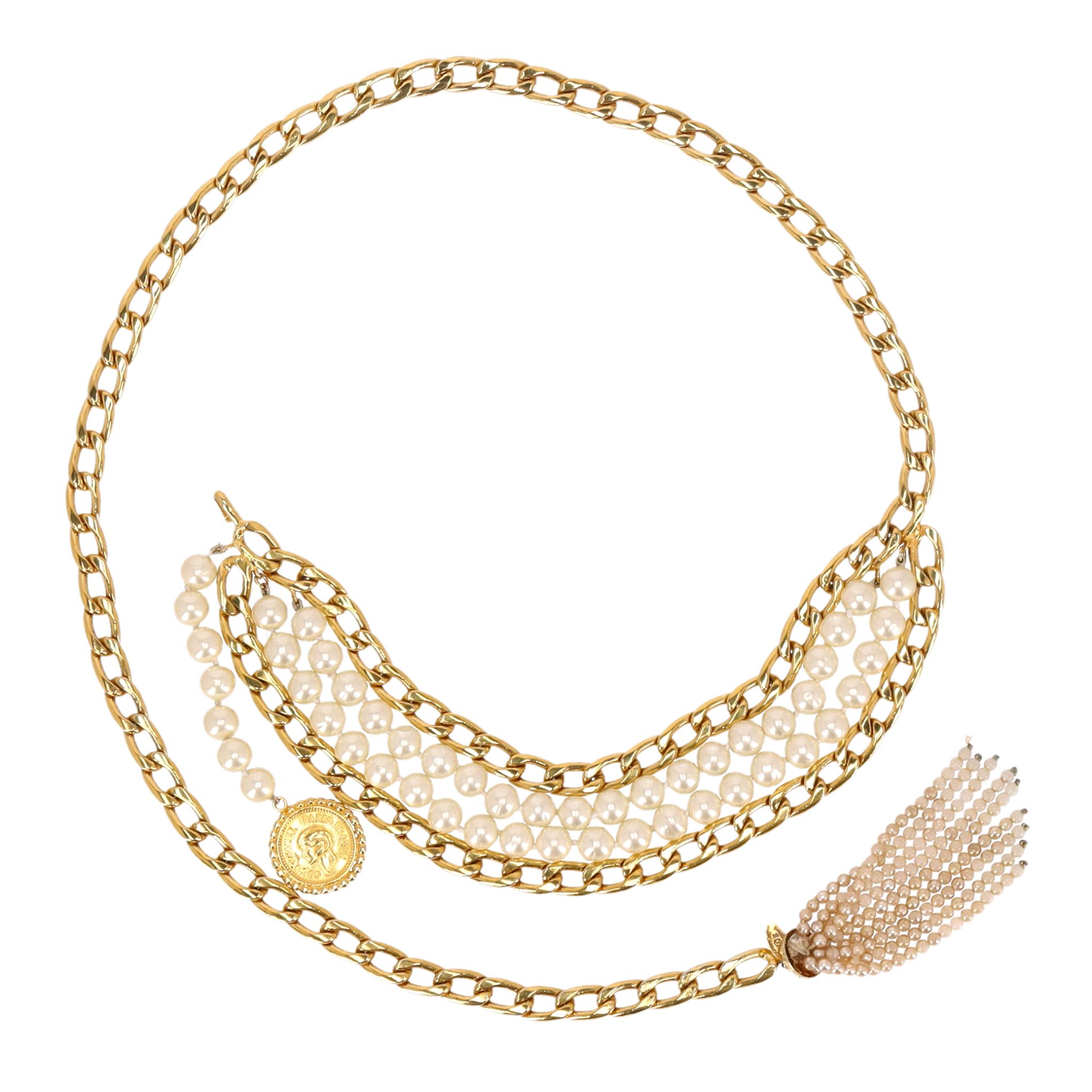 Chanel 'CC' Logo Pearl & 24k Gold Plated Chain Multi-Strand Belt In Good Condition For Sale In London, GB