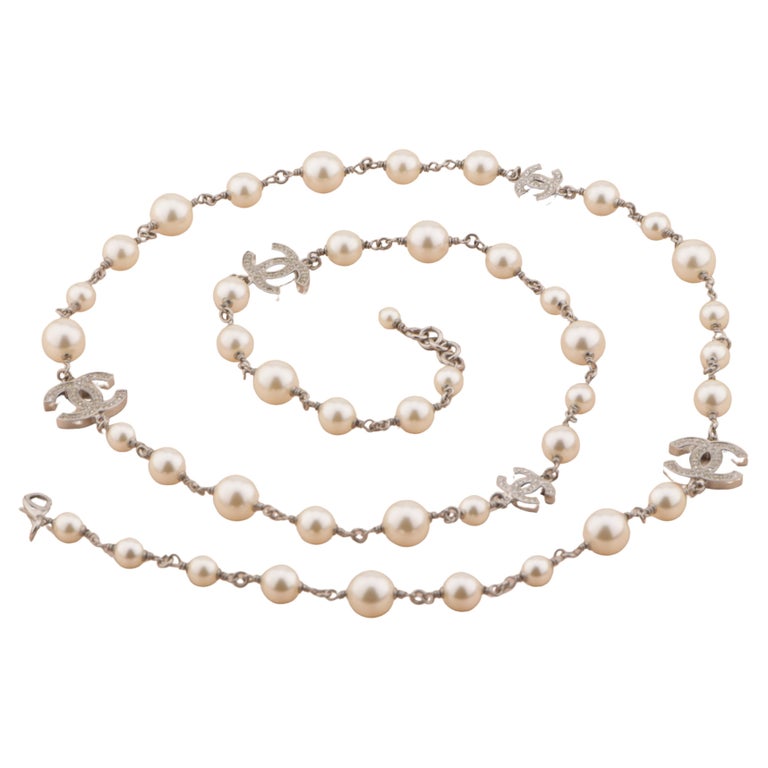 Chanel CC Logo Pearl and Crystal Long Pearl Necklace in Gilt Gold