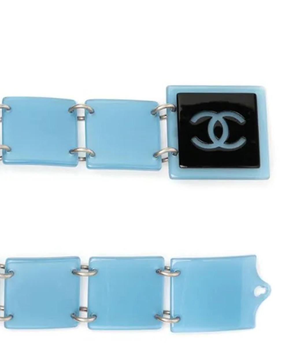 Chanel CC Logo Plaque Belt In Excellent Condition In London, GB