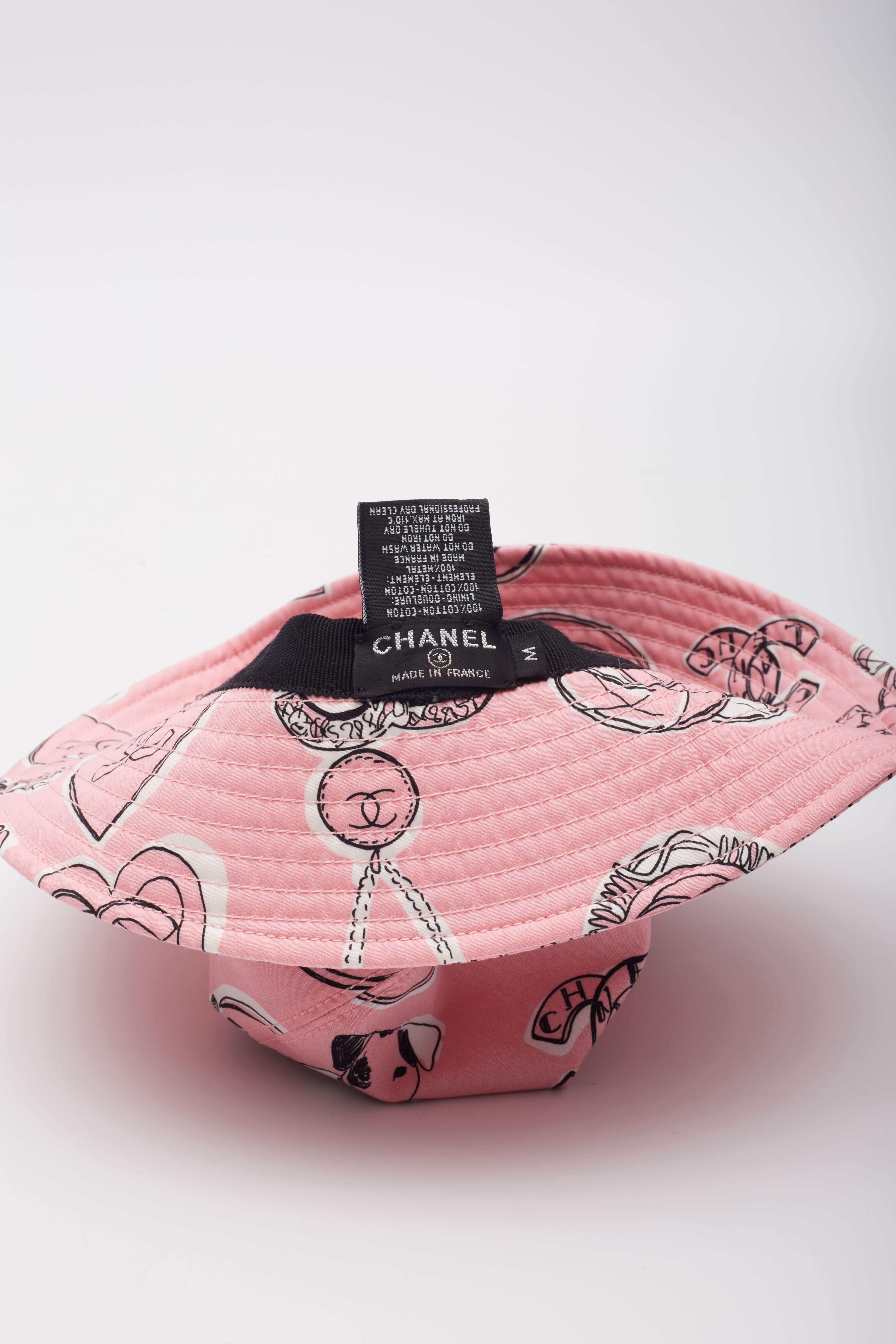 Chanel CC Logo Printed Pink Cotton Bucket Hat For Sale 3
