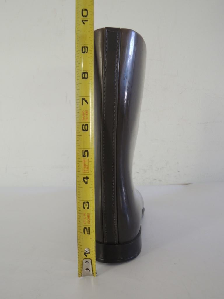 Chanel CC Logo Rain Boots Size 39 5
