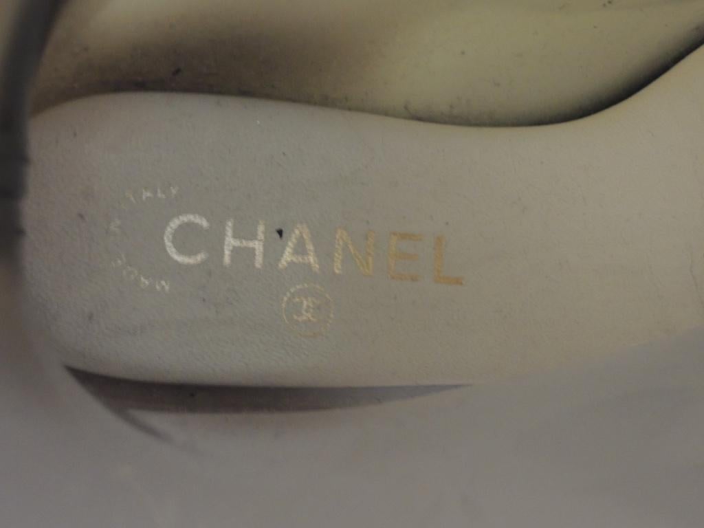 Chanel CC Logo Rain Boots Size 39 1