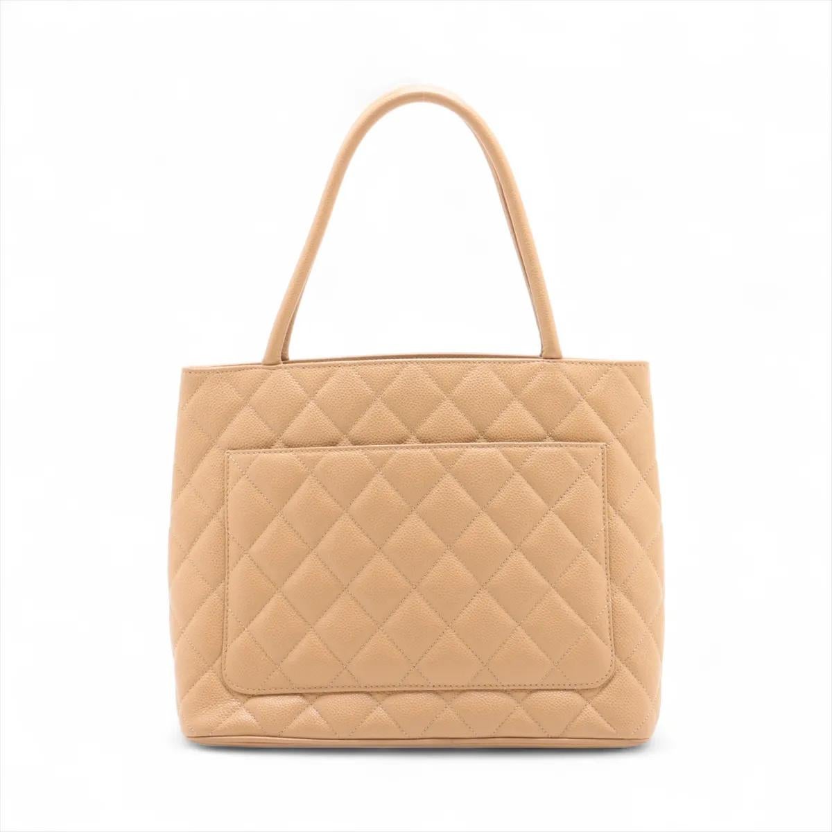 Chanel CC Logo Re-release Caviar Skin Tote Bag Beige im Zustand „Gut“ im Angebot in Indianapolis, IN