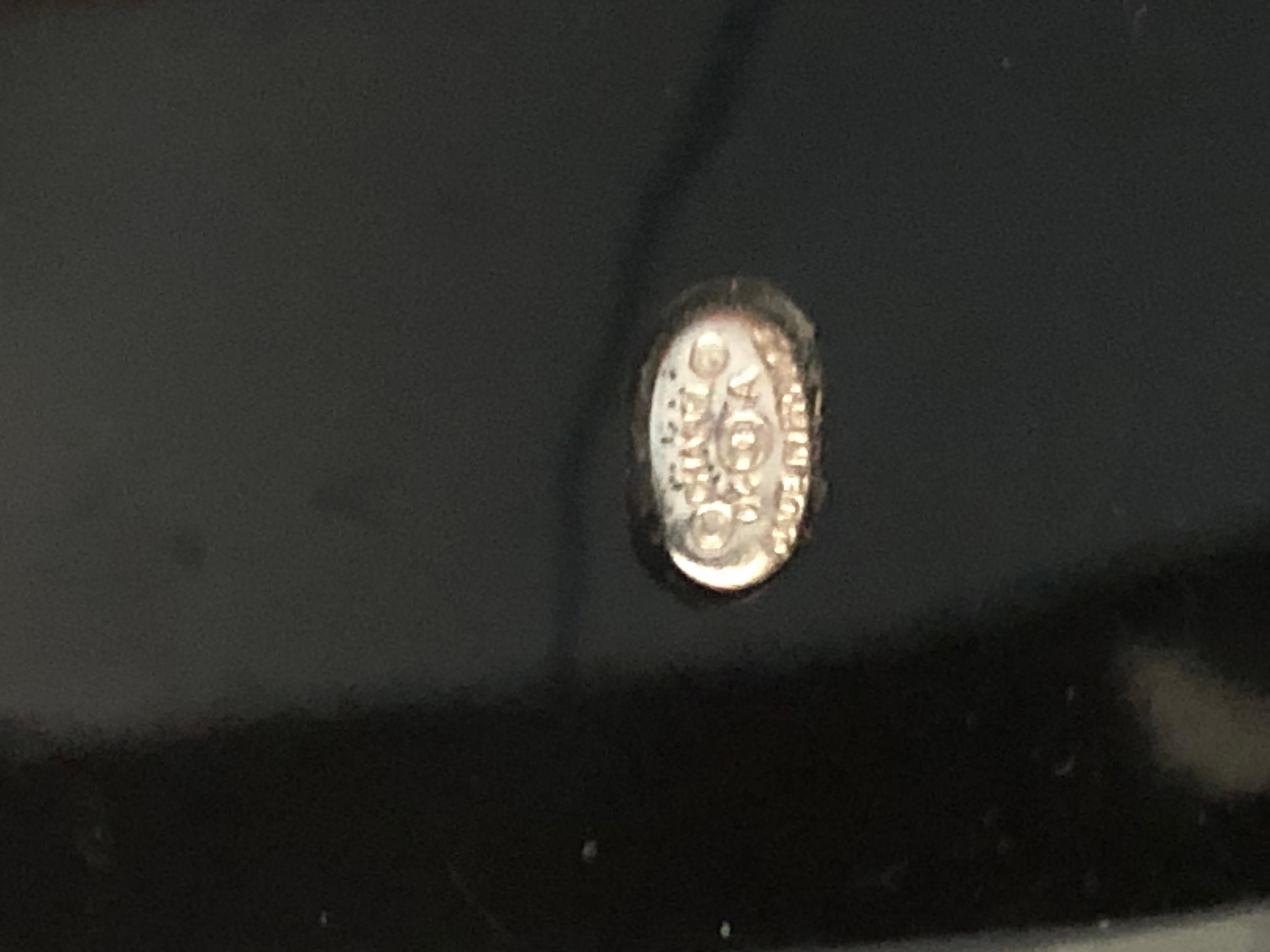 CHANEL. Conjunto de pulsera y anillo de brillantes con logotipo CC en venta 6