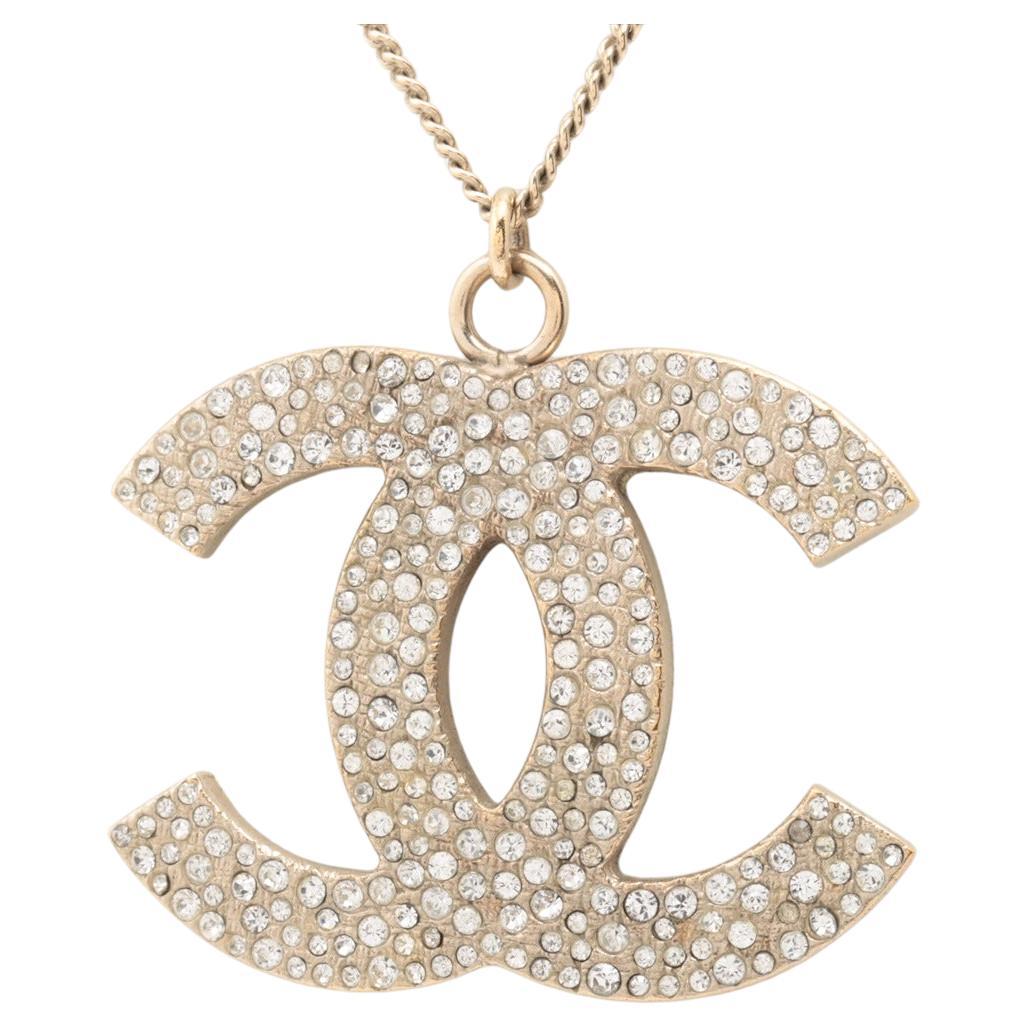 Chanel CC Logo Rhinestone Pendant Necklace