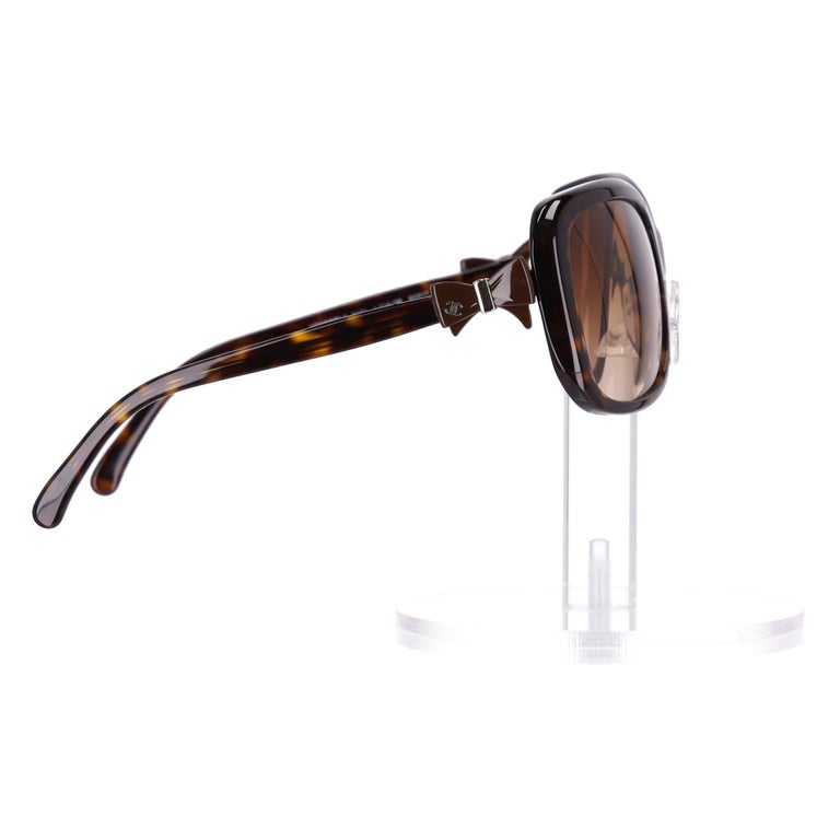 Chanel Side Ribbon Tortoiseshell Sunglasses Eyewear Chanel  main image 2