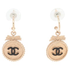 Chanel - Boucles d'oreilles rondes avec logo CC