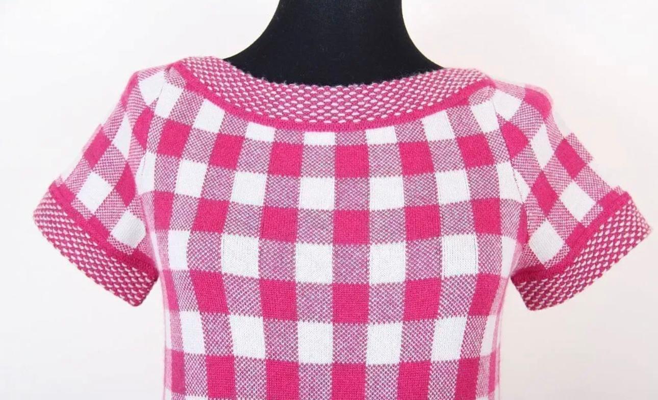 Chanel CC Logo Runway Checked Cashmere Jumper For Sale 1
