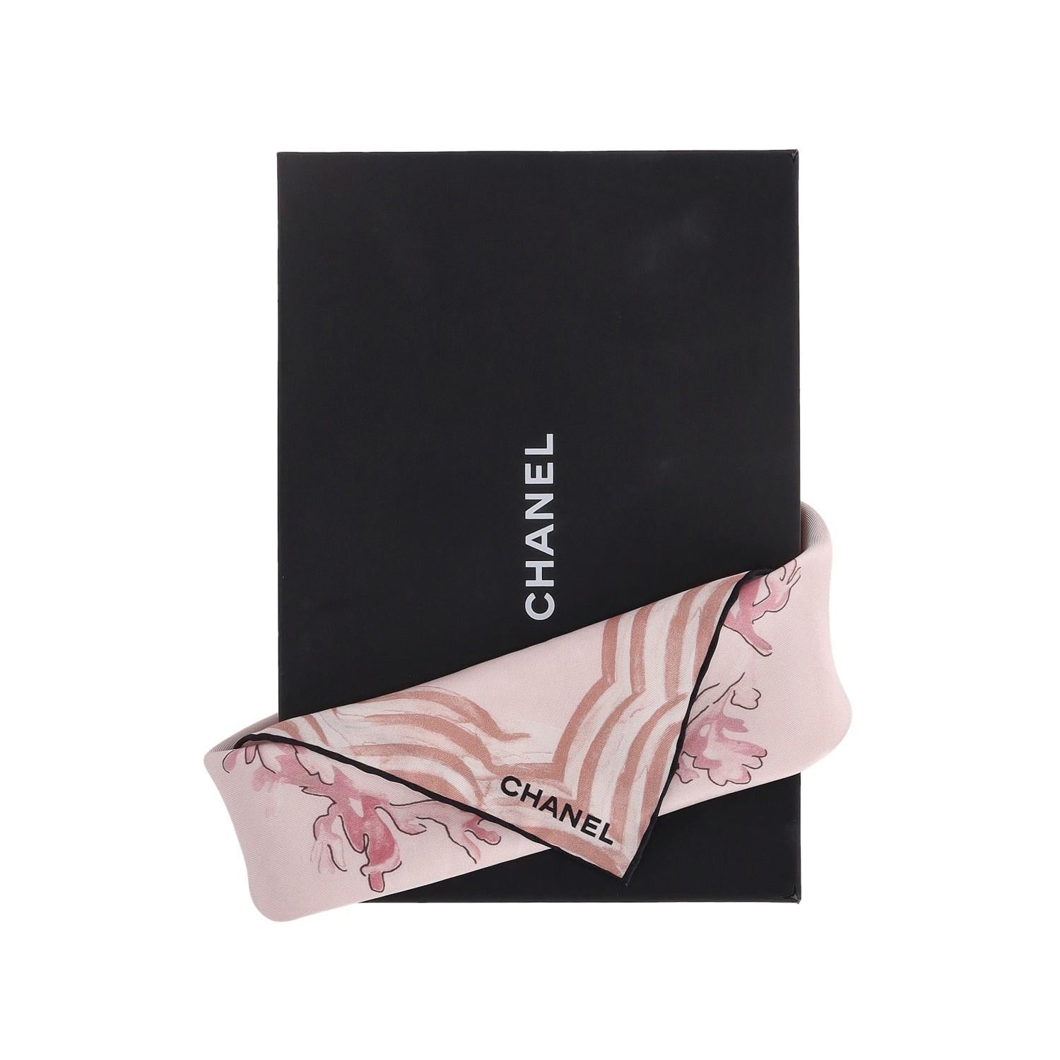Chanel 'CC' Logo Seidenschal Damen im Angebot