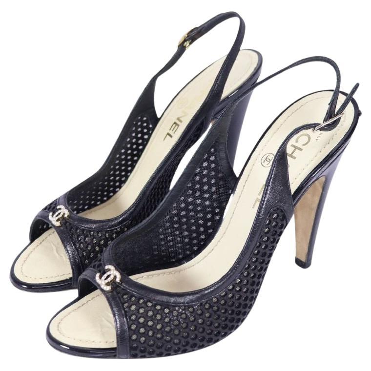 Chanel CC Logo Slingback Sandals Size EU 38.5 For Sale