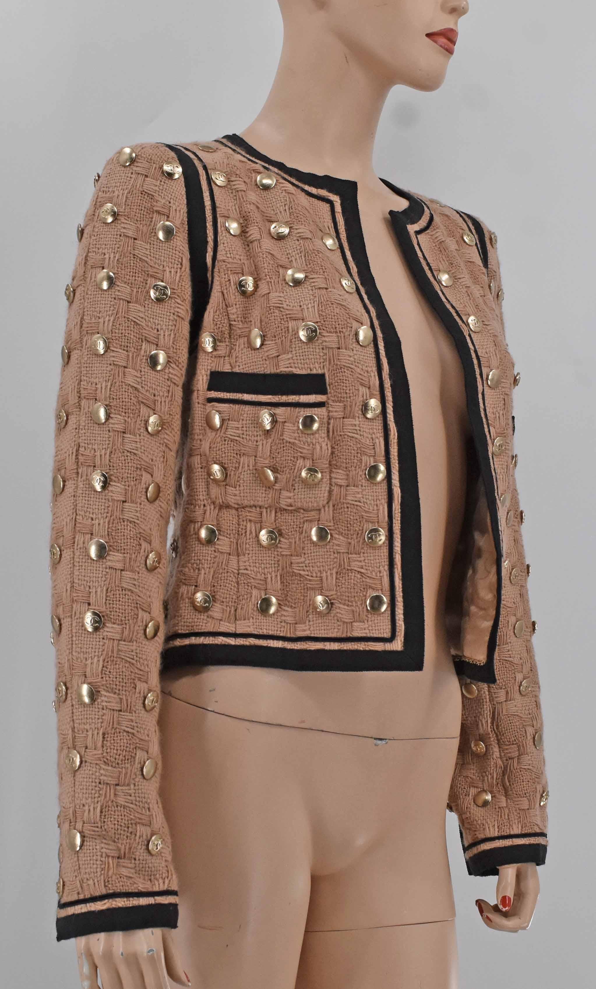 Chanel CC Logo Studded Tweed Wool Jacket 08A 2008 New Fr 36 For Sale 2