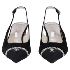 Chanel 'CC' Logo Wildleder-Pumps mit Slingback