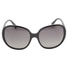 Occhiali da sole Chanel CC Logo Nero