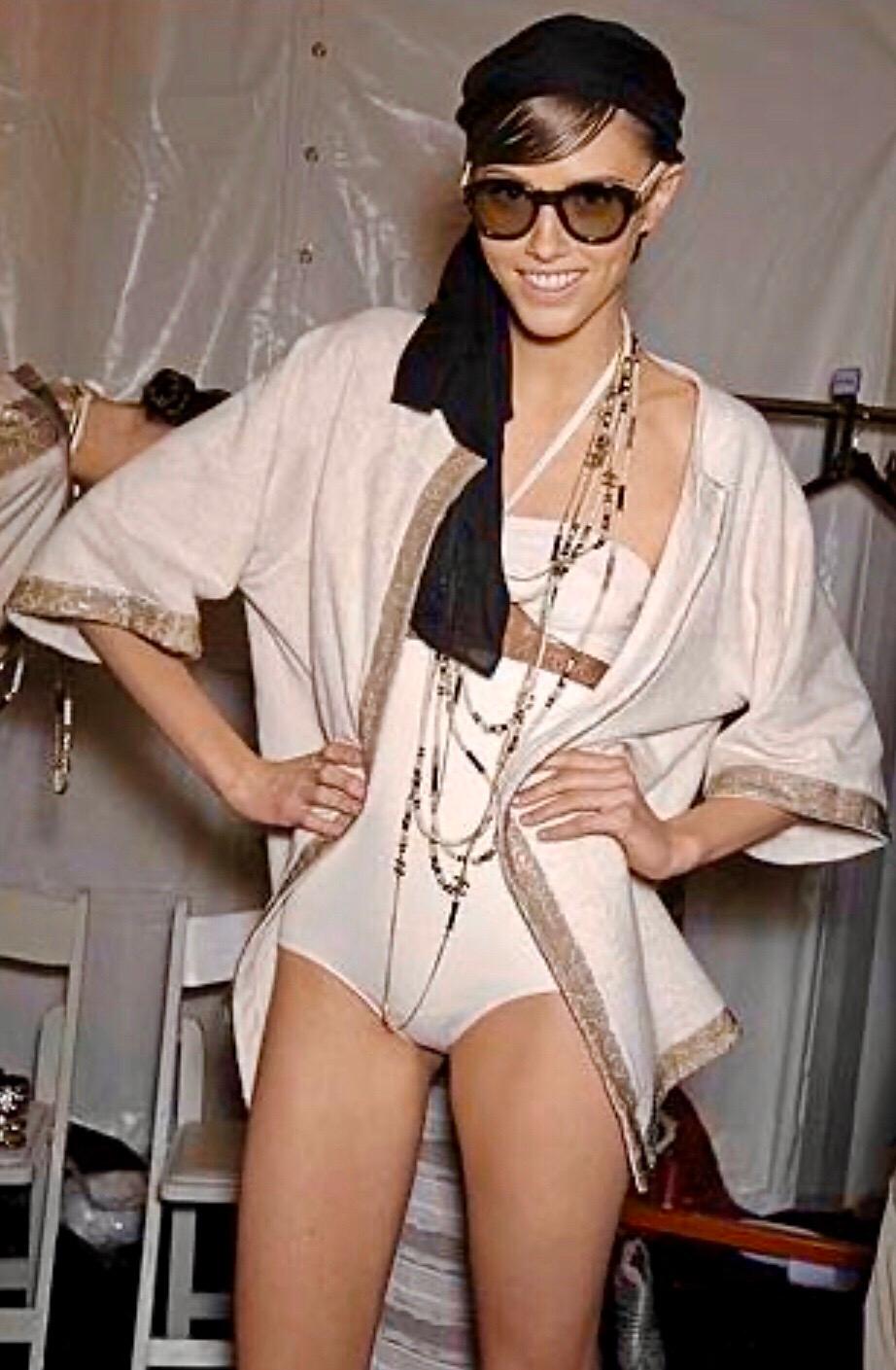 Chanel CC Logo Terrycloth Terry Towel Bath Robe Pool Beach Swim Cover Up In Good Condition In Switzerland, CH