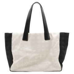 Chanel CC Logo Travel Line Nylon x Pelle Borsa Tote Beige x Nero