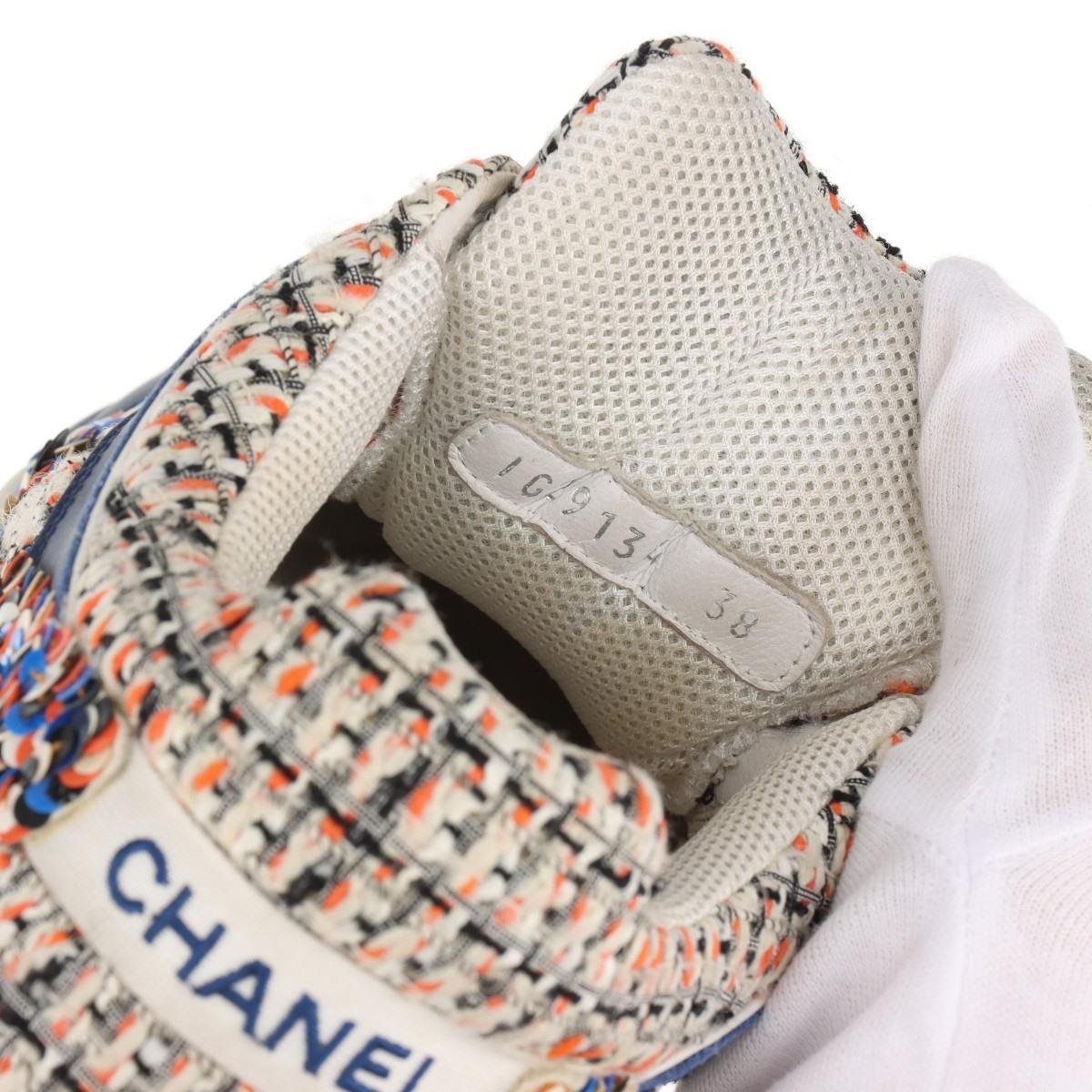 Chanel CC Logo Tweed x Sneakers in pelle Multicolore 9