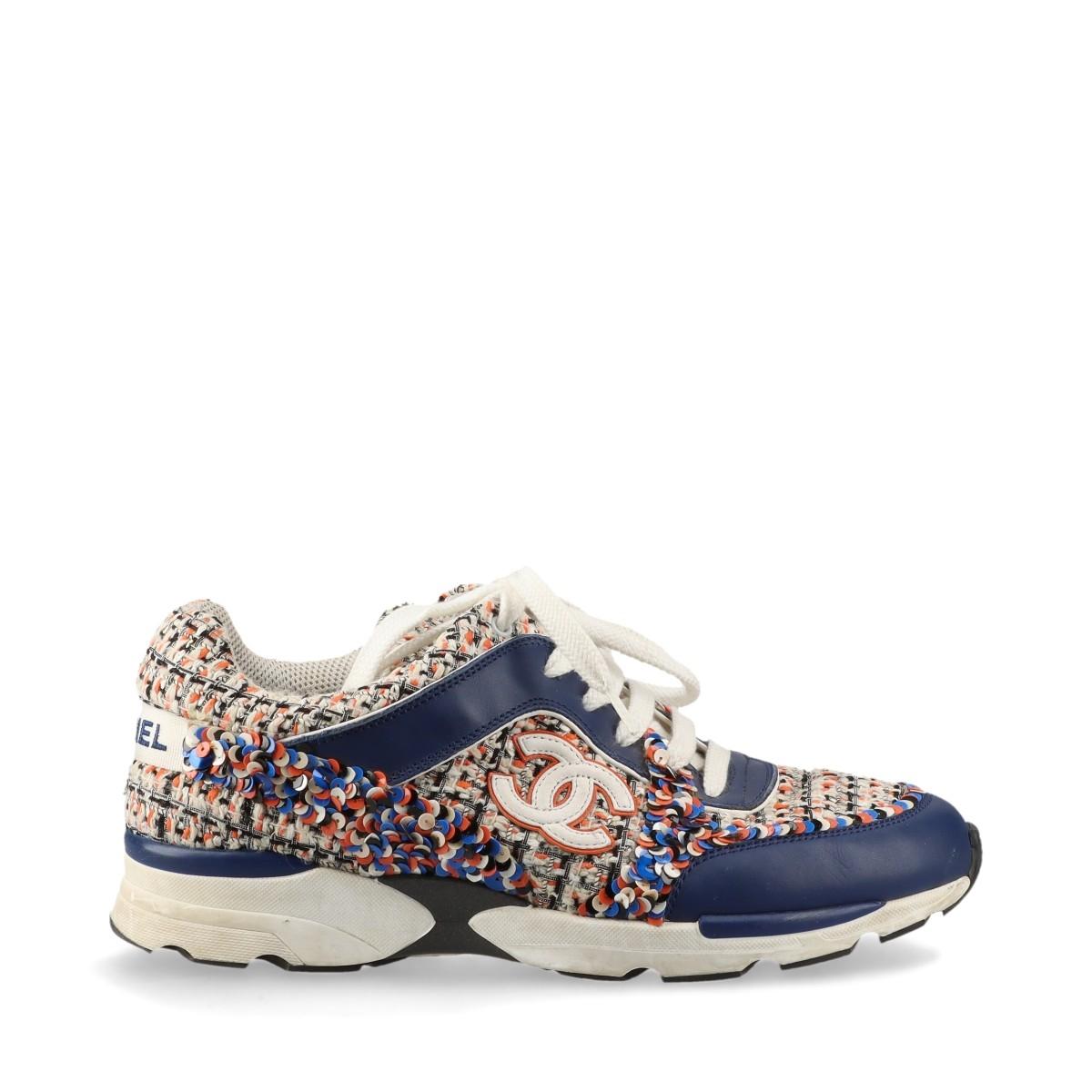 Chanel CC Logo Tweed x Sneakers in pelle Multicolore In condizioni buone a Humacao, PR