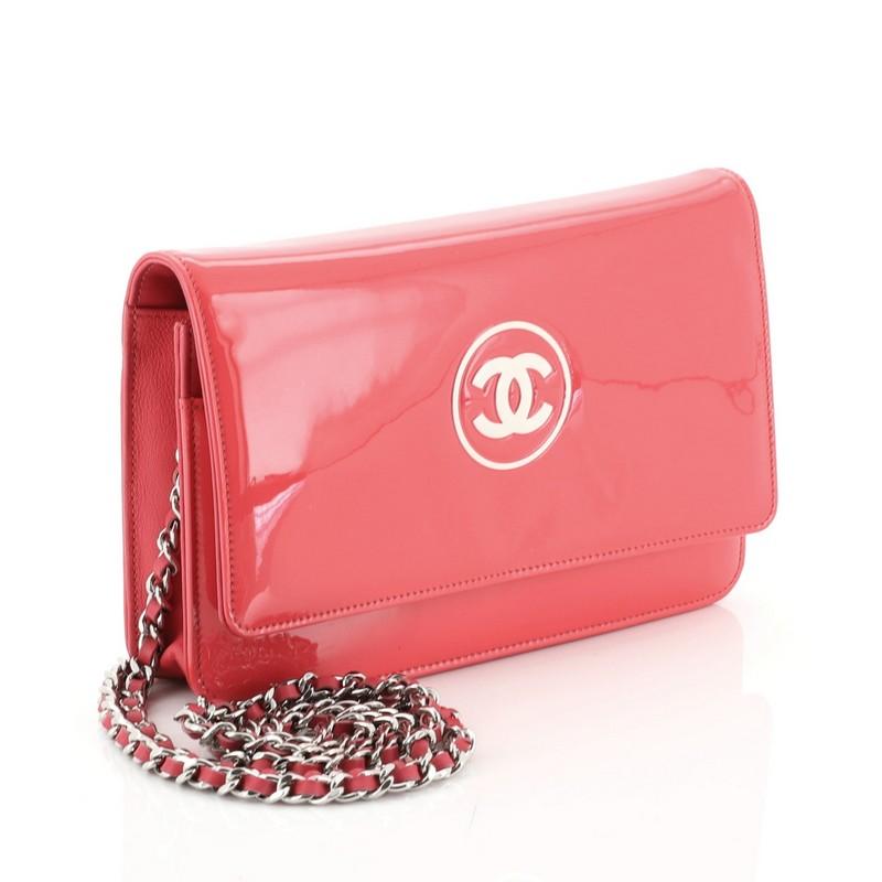 Red Chanel CC Logo Wallet on Chain Patent