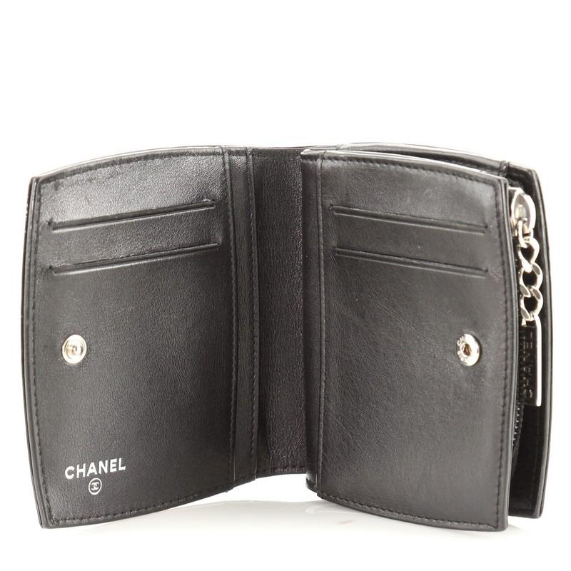 Chanel CC Logo Zip Around Wallet Patent Compact 1