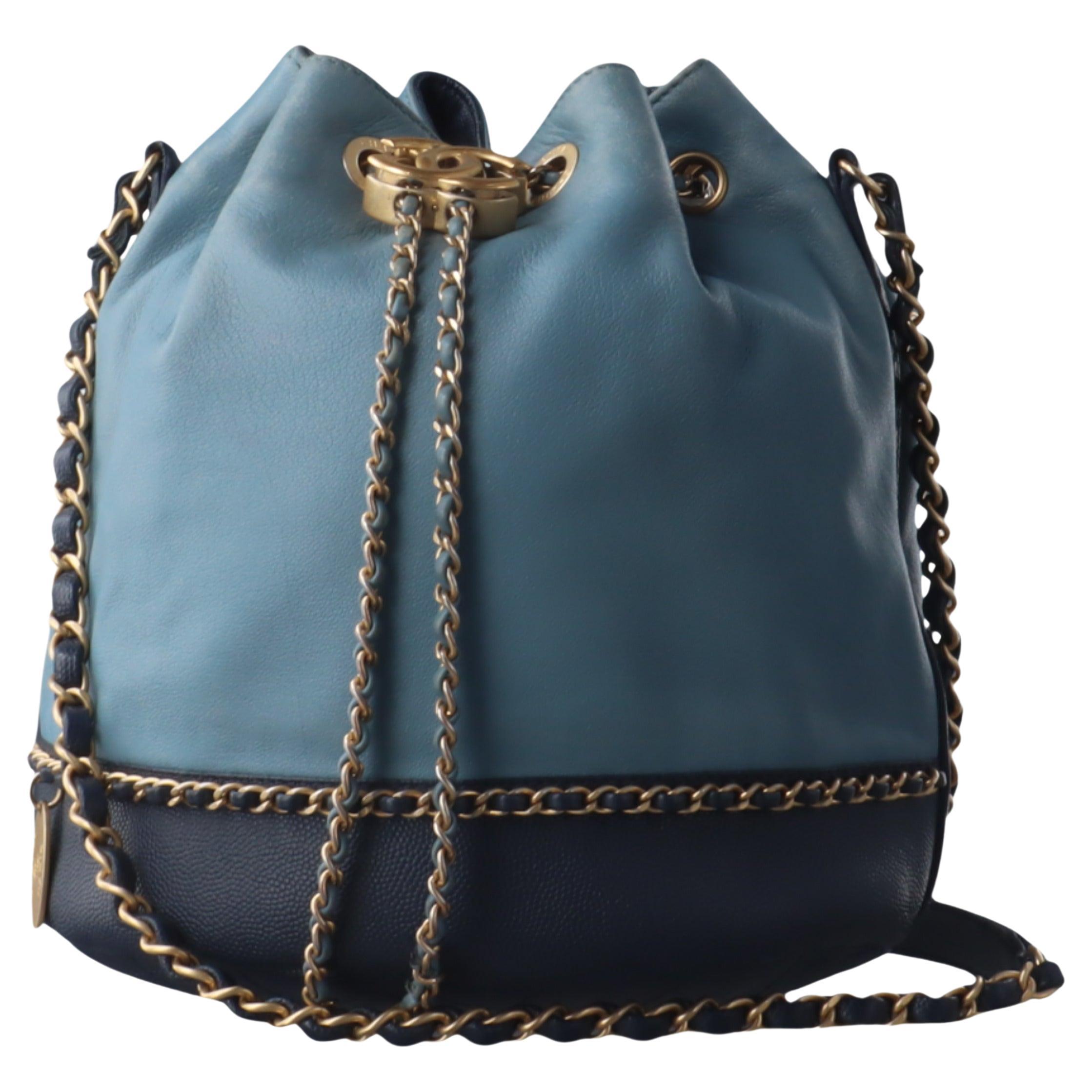 Chanel CC Lovely Chained Bucket Bag Lambskin Leather Navy Gold HW, 2018-19 For Sale