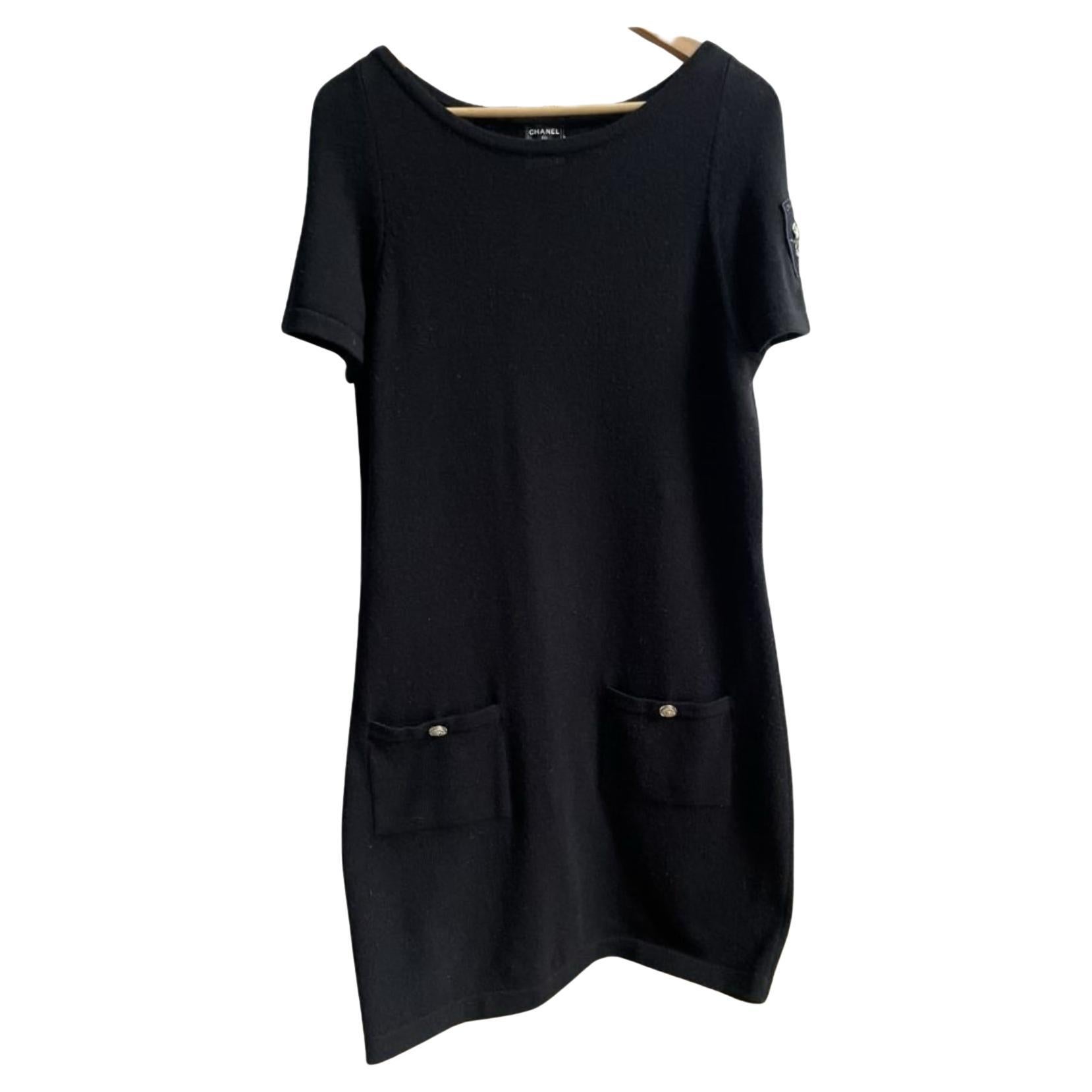 Chanel CC Lucky Clover Patch Black Cashmere Dress For Sale