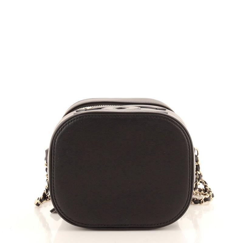 chanel cc vanity case