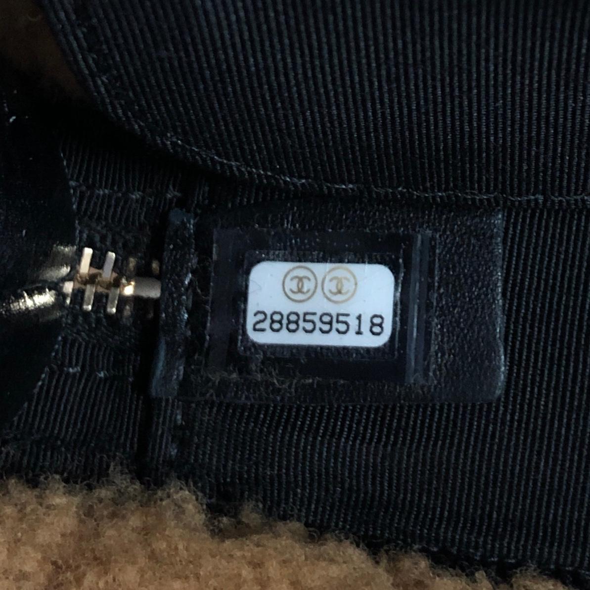 Chanel CC Mania Gürteltasche aus Schafsfell und glänzendem knautschigem Schafsleder Small 1