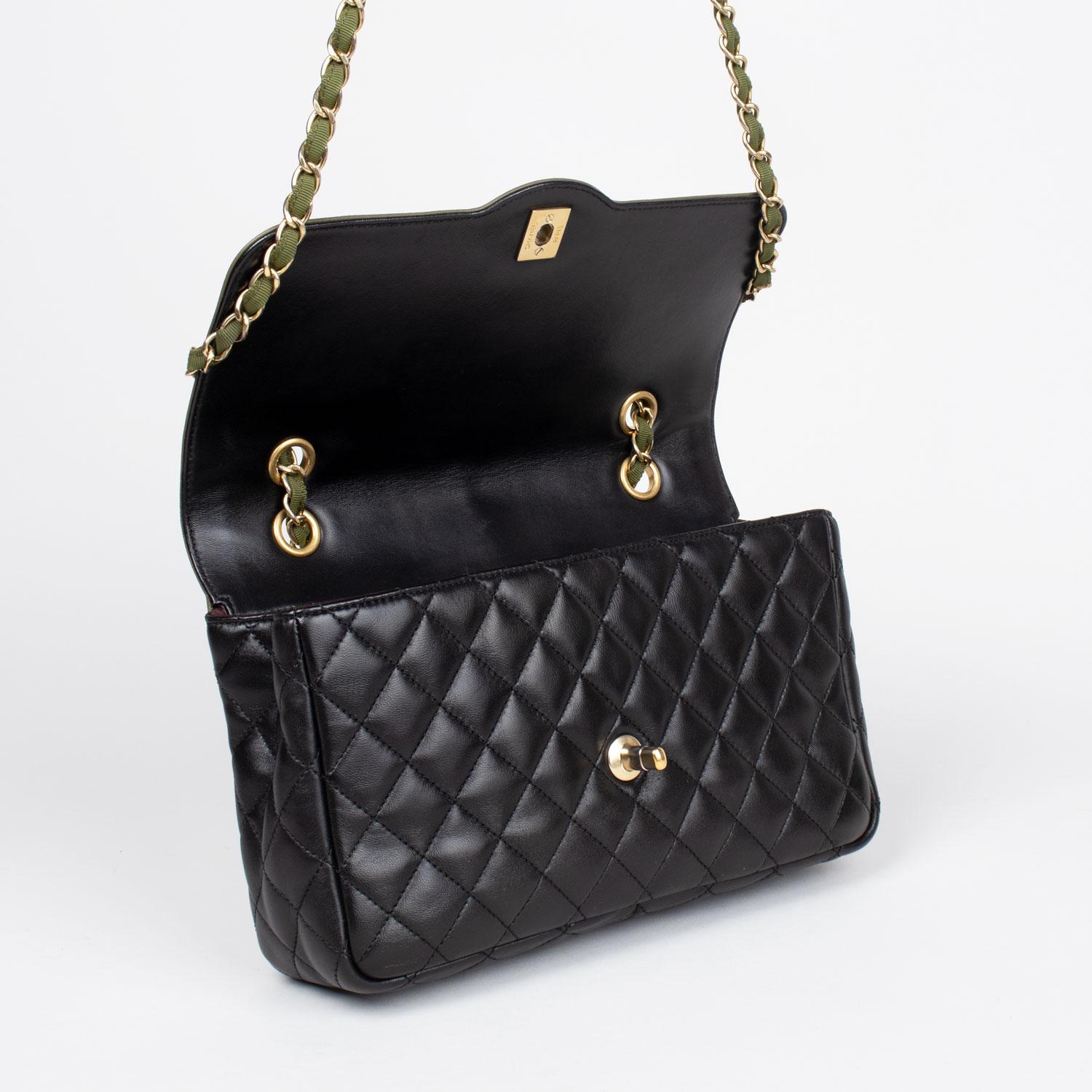 Chanel CC Medium Flap Bag 4