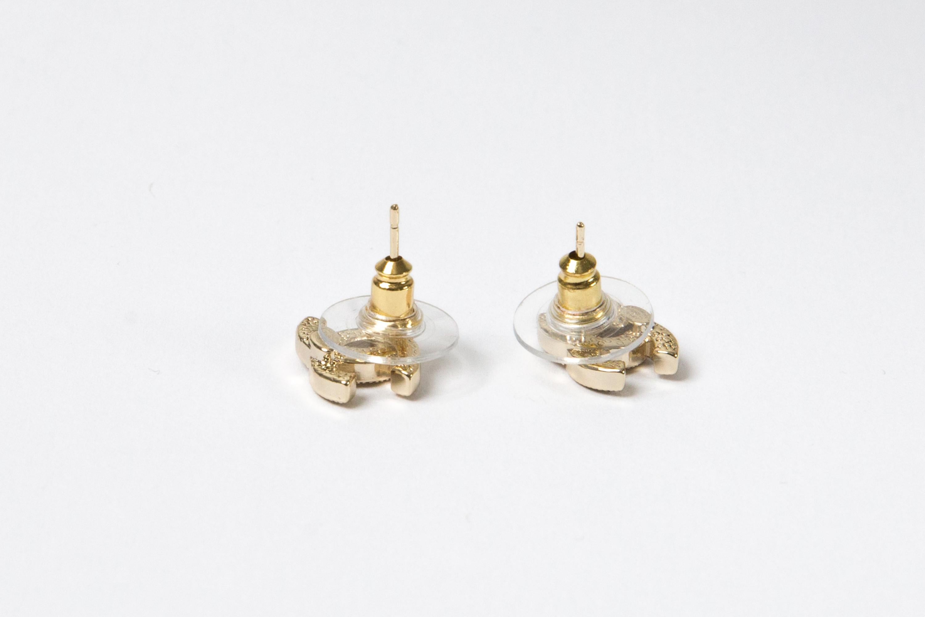 Women's Chanel CC Mini Gold Tone and Strass Earrings For Sale