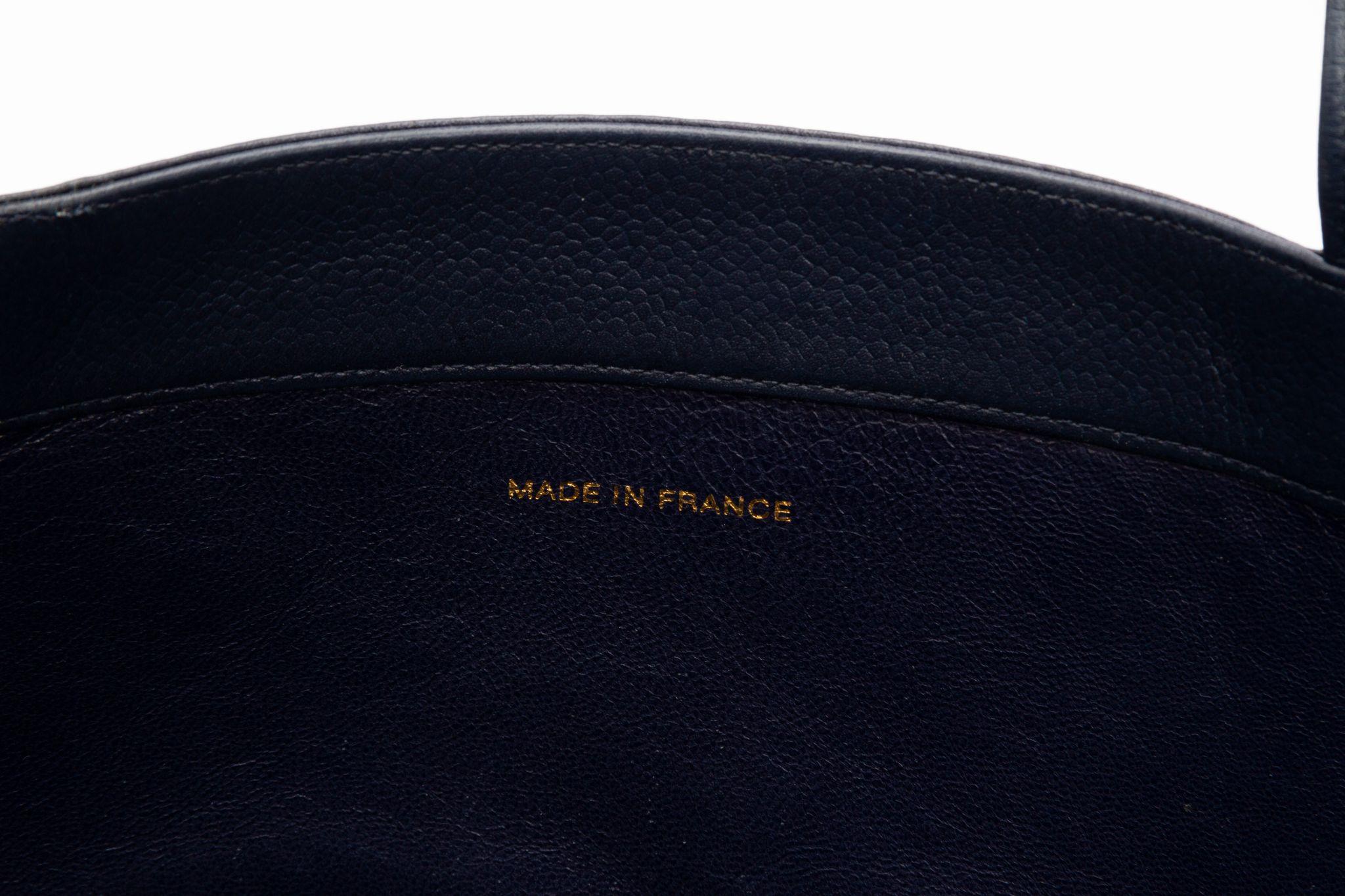 Chanel CC Motif 90s Shoulder tote Bag 5