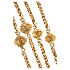 Chanel cc necklace 1990s