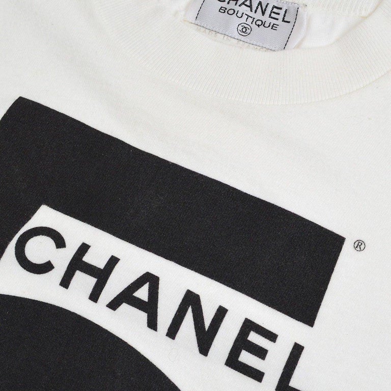 CHANEL CC Number 5 White and Black Cotton Women's Short Sleeve Tshirt