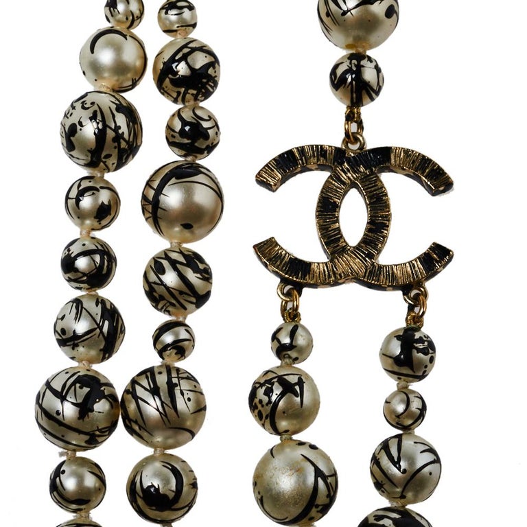 Chanel CC Paint Splatter Faux Pearl Gold Tone Layered Necklace