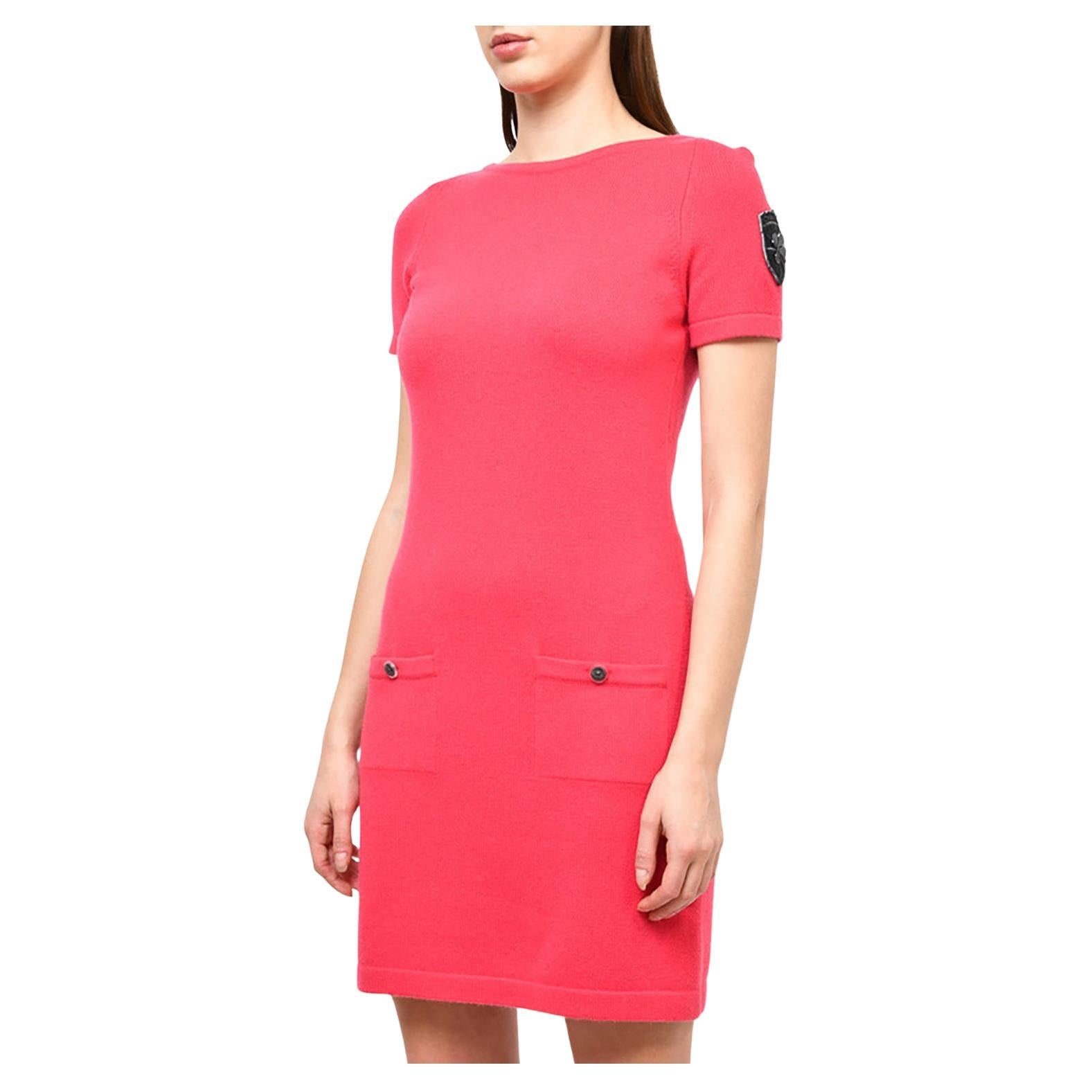 Chanel CC Patch Candy Pink Cashmere Dress For Sale