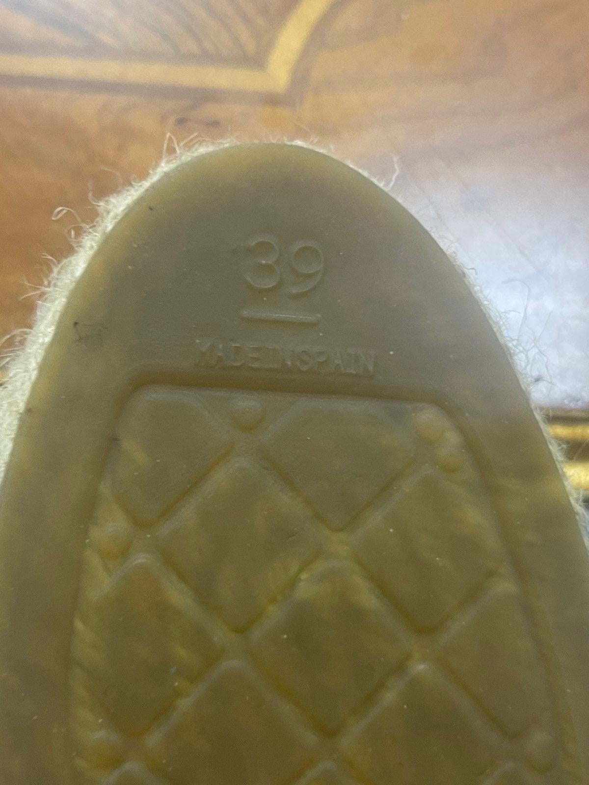 Chanel Cc gehäkelte Espadrilles mit Lacklederbesatz 4