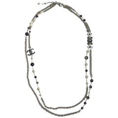 Chanel CC Pearl And Black Pearls Long Necklace