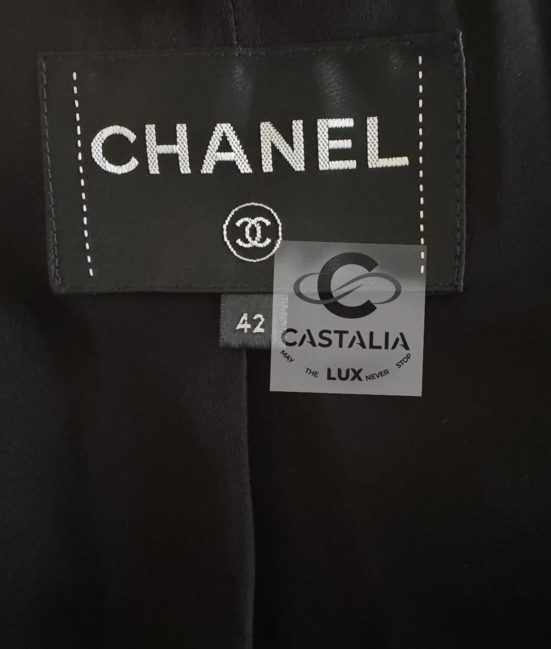 Chanel CC Pearl Buttons Black Shimmer Tweed Jacket 42 FR im Angebot 12