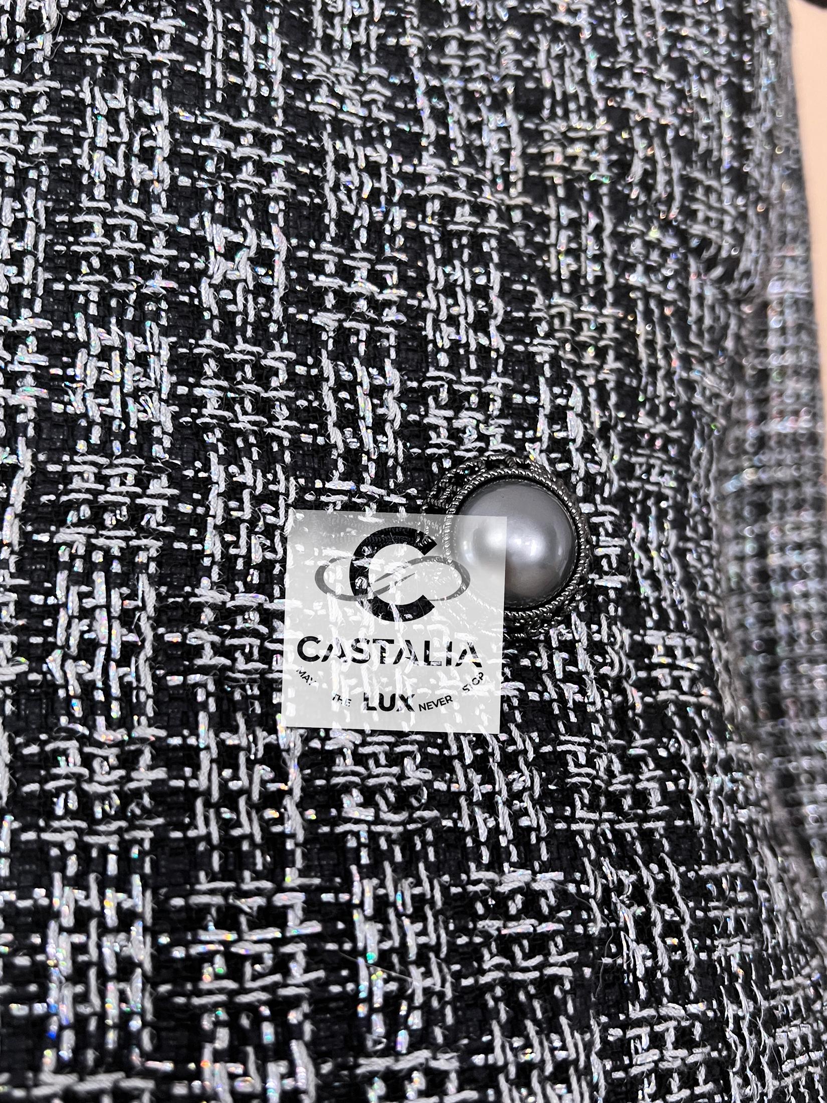 Chanel CC Pearl Buttons Black Shimmer Tweed Jacket 42 FR im Angebot 3
