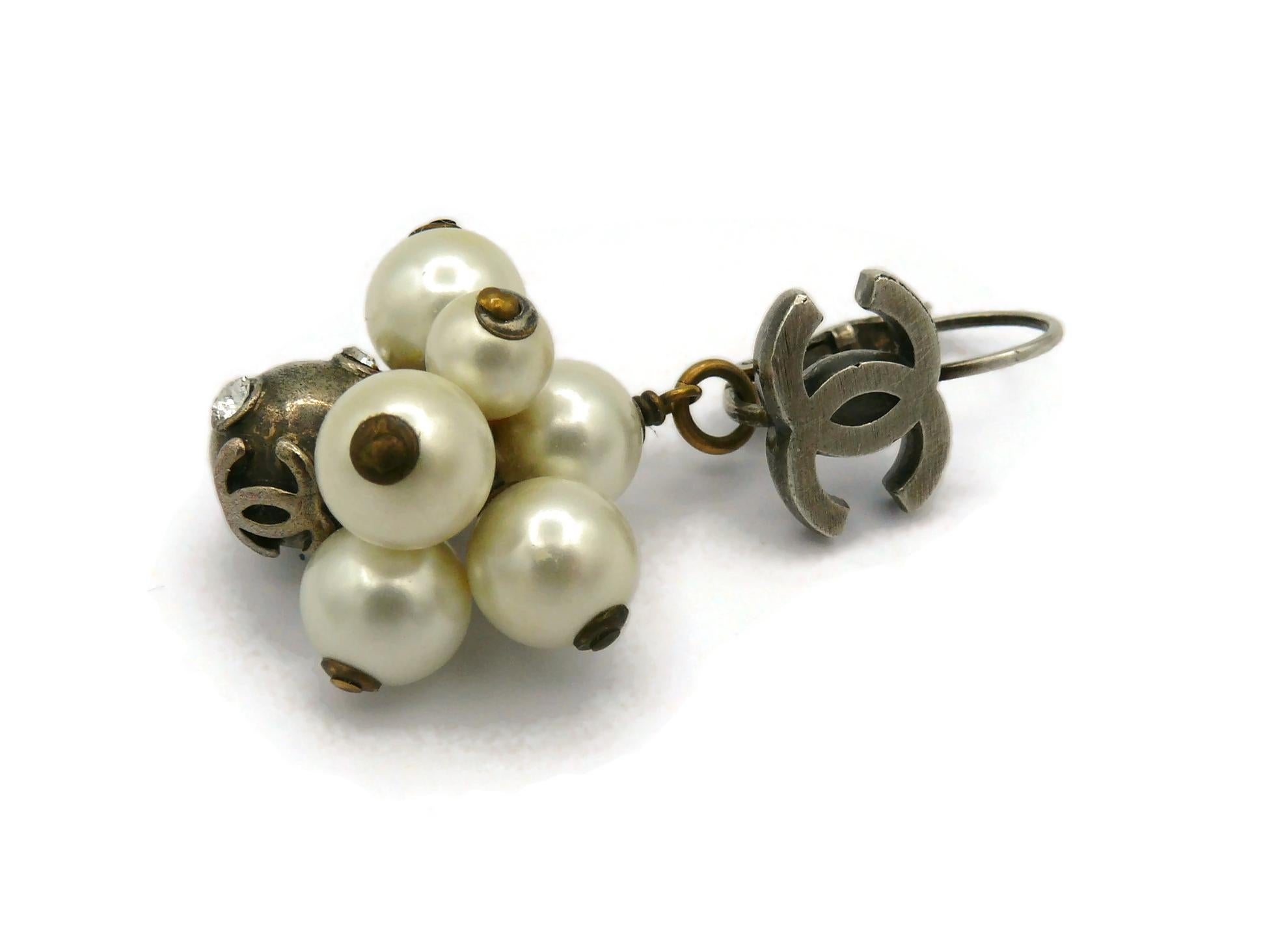 CHANEL CC Pearl Cluster Keeper Earrings, Fall 2004 For Sale 7