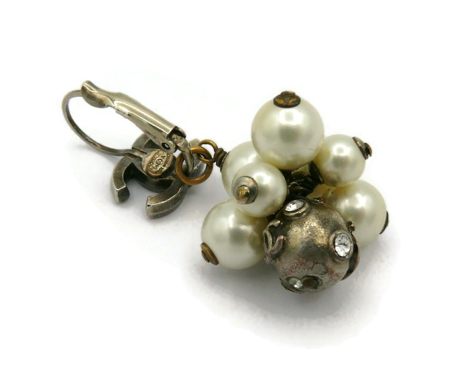 CHANEL CC Pearl Cluster Keeper Earrings, Fall 2004 For Sale 10