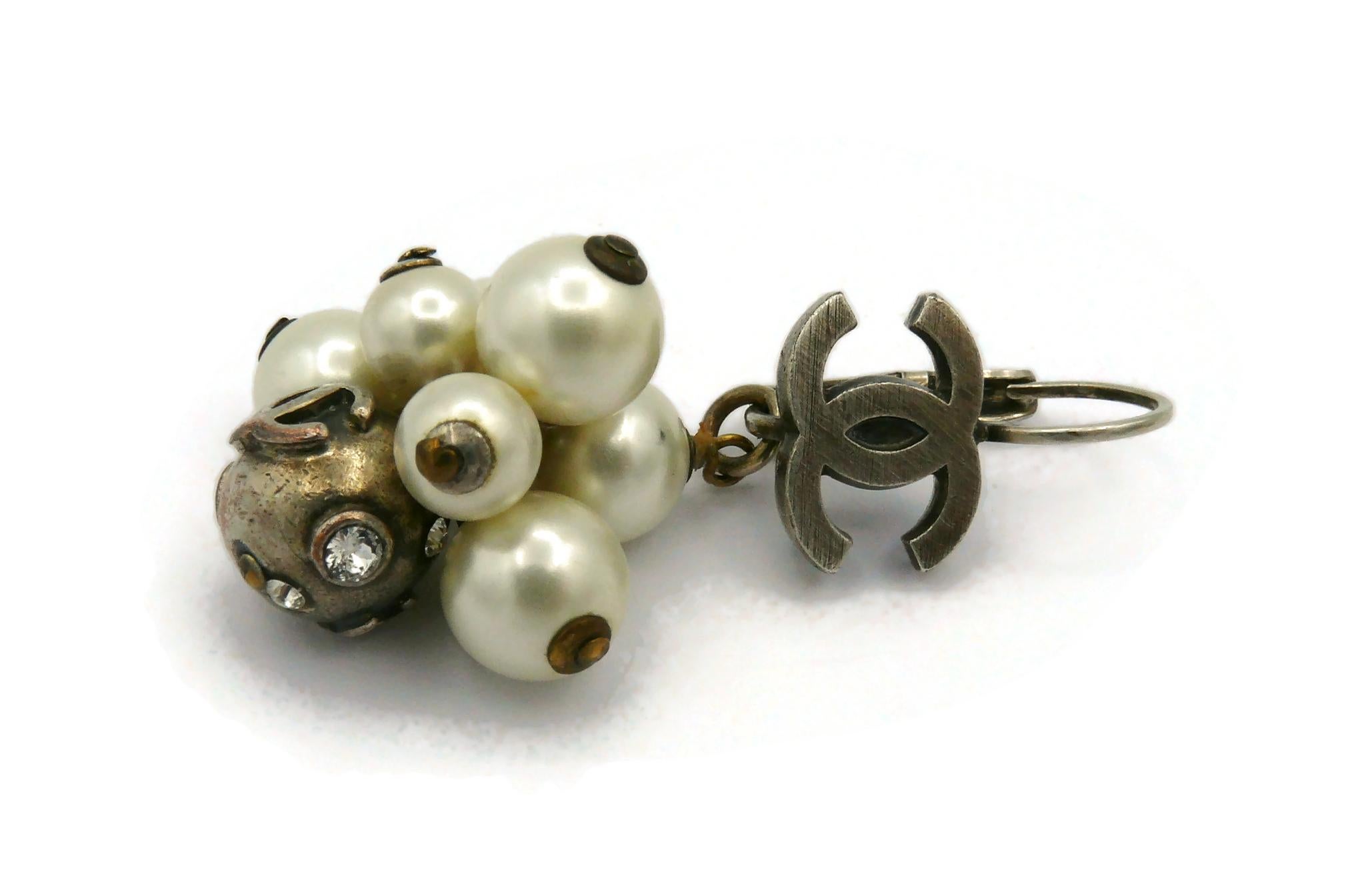 CHANEL CC Pearl Cluster Keeper Earrings, Fall 2004 For Sale 3