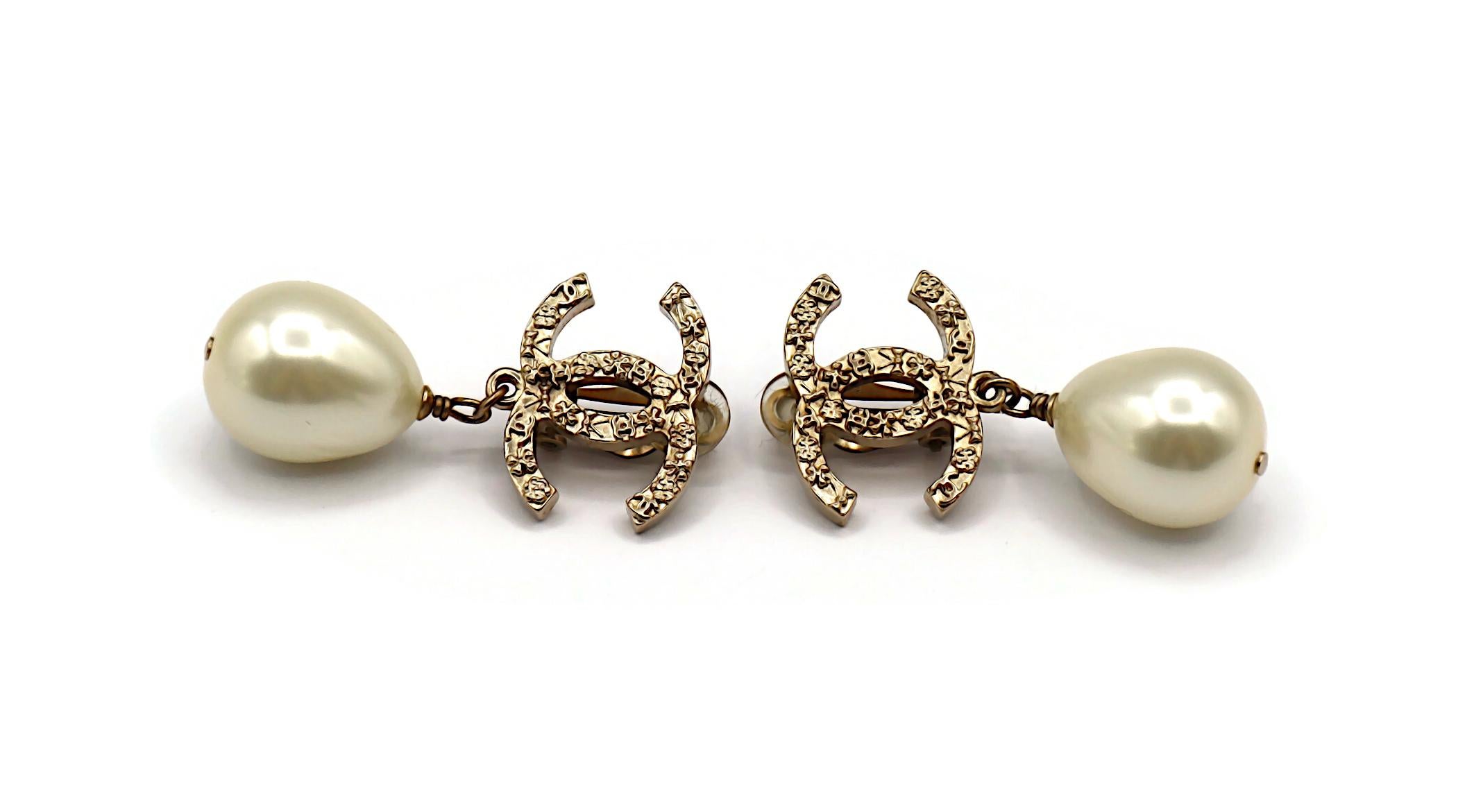 CHANEL CC Pearl Dangling Earrings For Sale 3