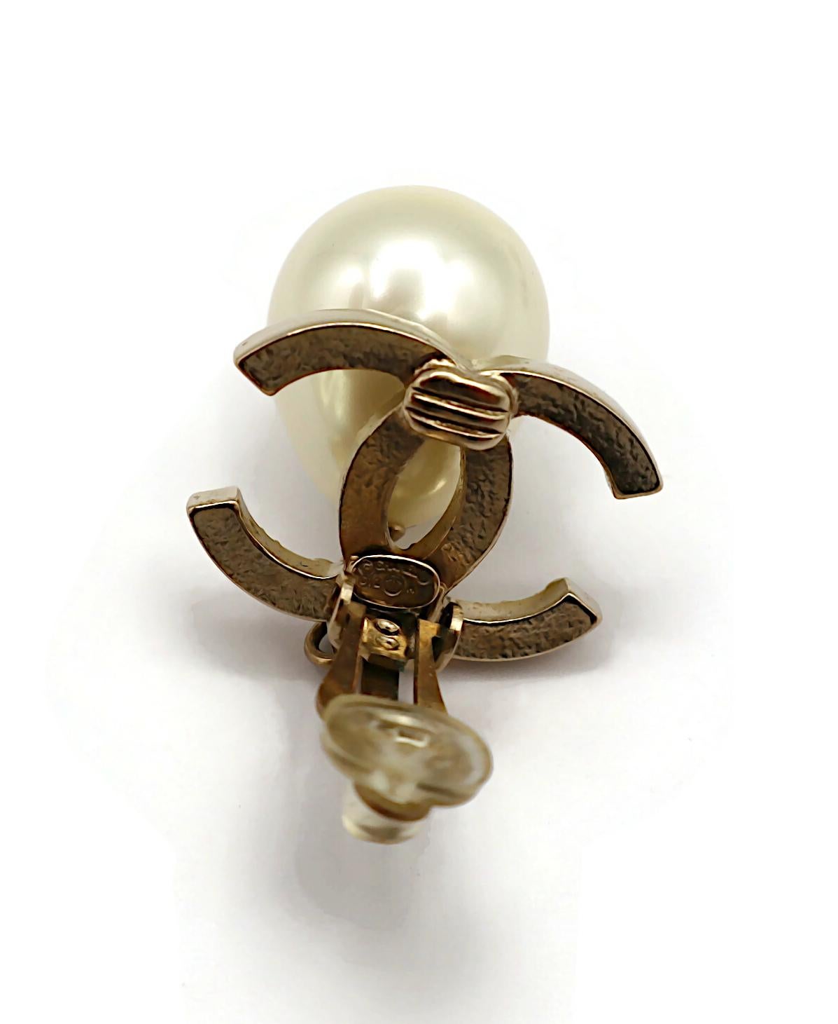 CHANEL CC Pearl Dangling Earrings For Sale 5