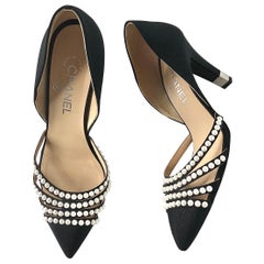Chanel CC Pearl Embellished Grosgrain Black Pointed Toe D’Orsay Pumps 38.5