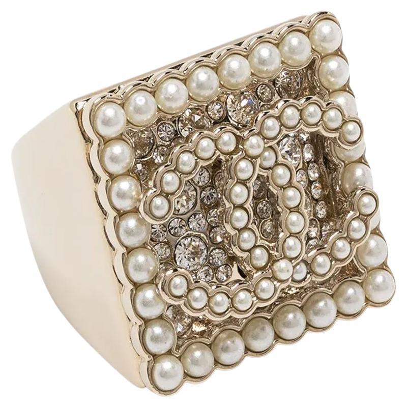 Chanel CC Pearl-embellished Signet Ring
