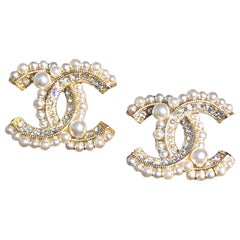 Chanel CC Pearl Stud Earrings at 1stDibs