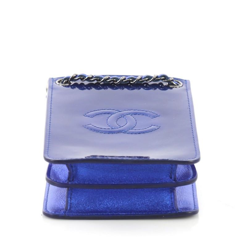 Chanel CC Phone Holder Crossbody Bag Patent In Good Condition In NY, NY