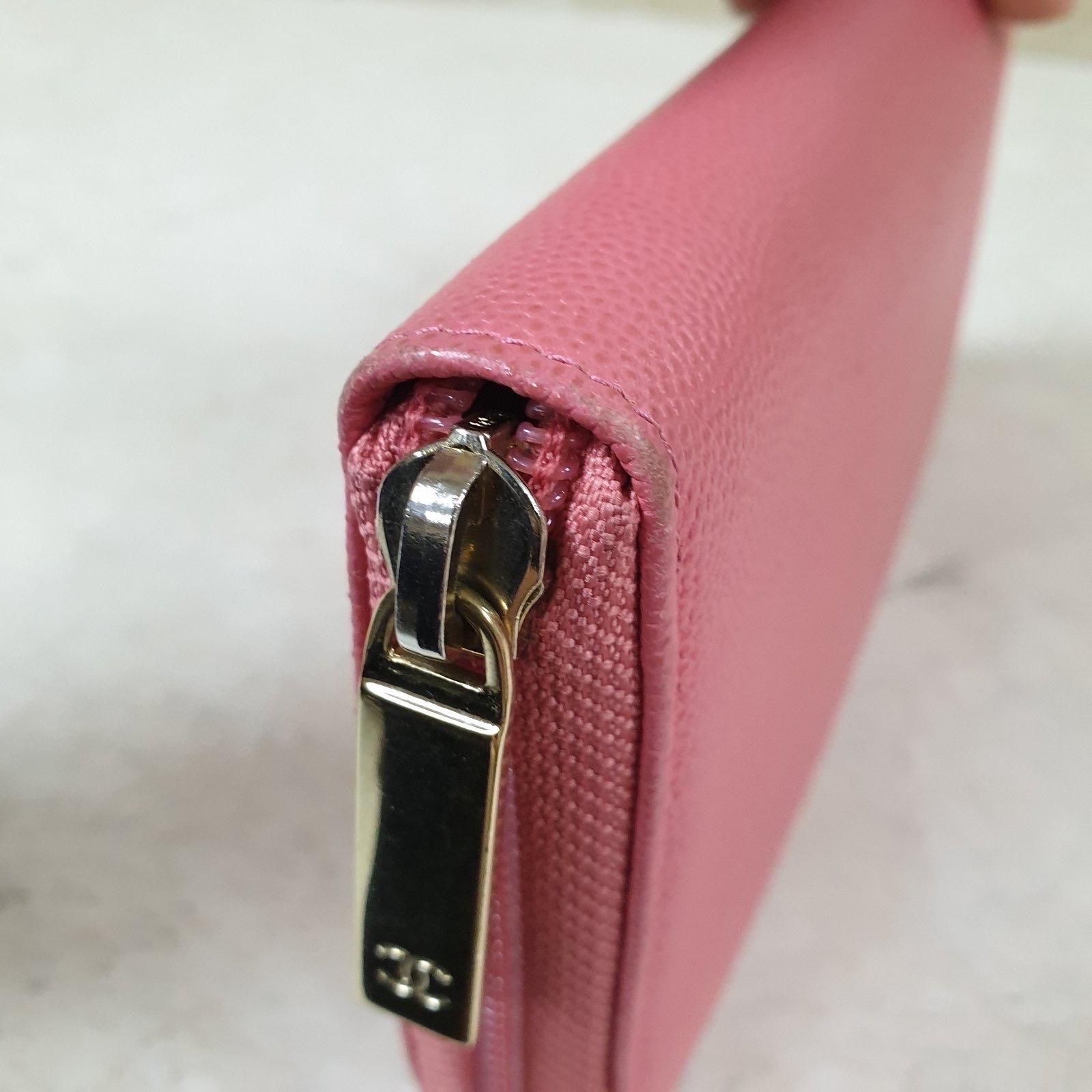 Chanel CC Pink Caviar Leather Wallet For Sale 10