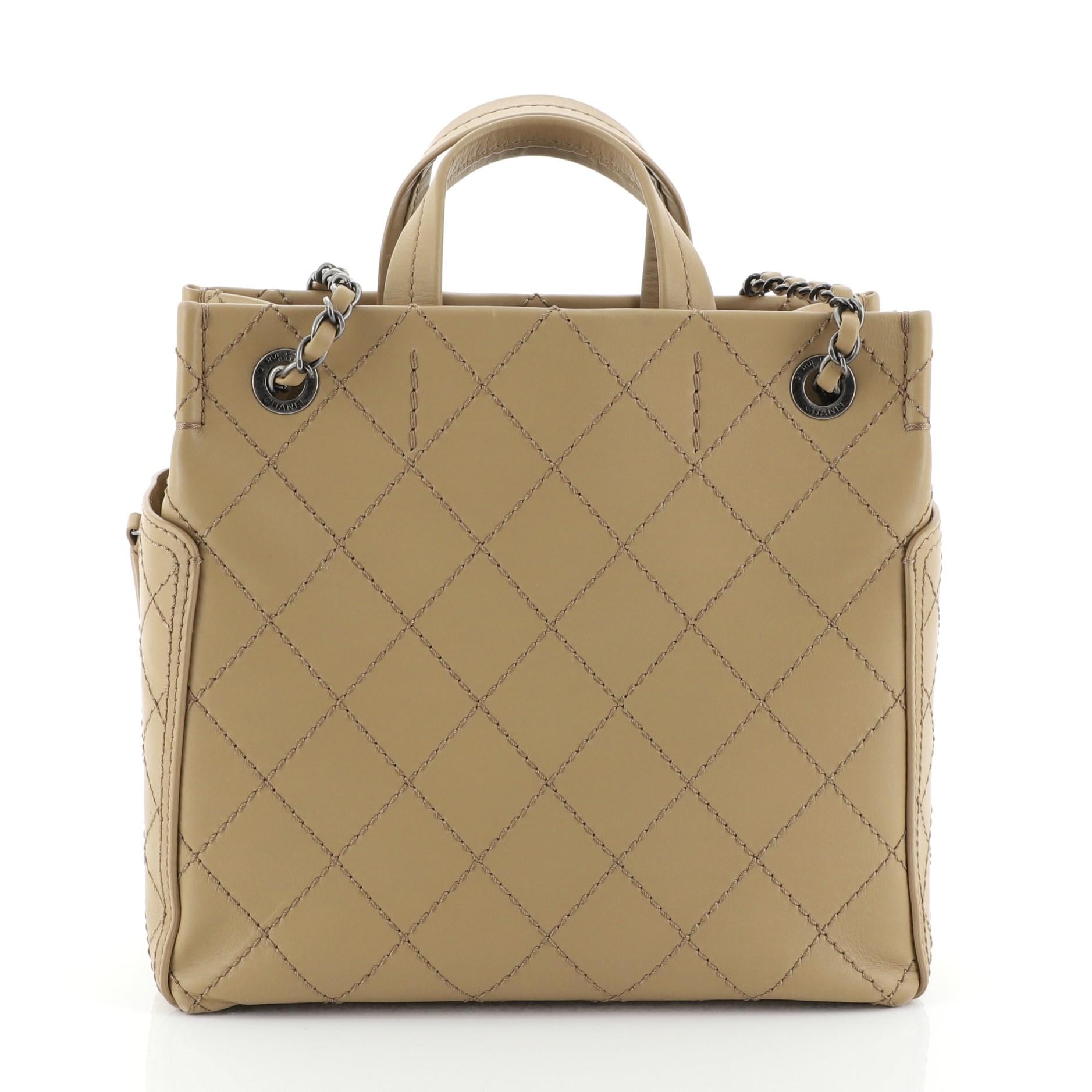 Chanel CC Pocket Tote Quilted Calfskin Small In Good Condition In NY, NY